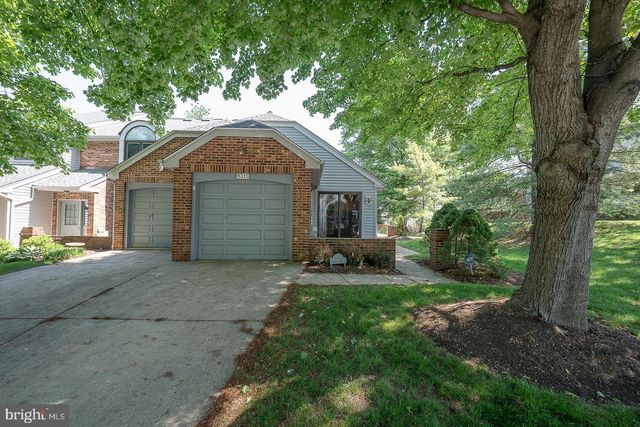 9315 EAGLE VIEW DR, Lafayette Hill, PA 19444