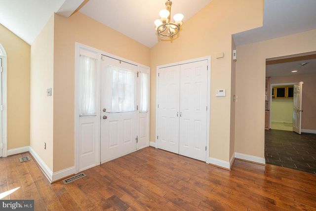 9315 EAGLE VIEW DR, Lafayette Hill, PA 19444