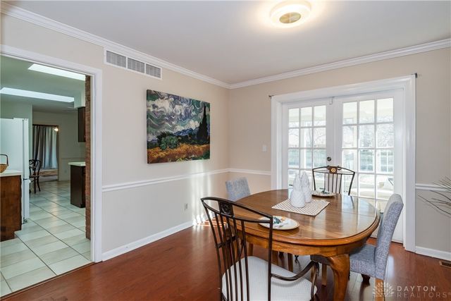 5806 Folkestone Drive, Dayton, OH 45459