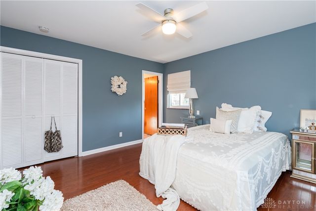 5806 Folkestone Drive, Dayton, OH 45459