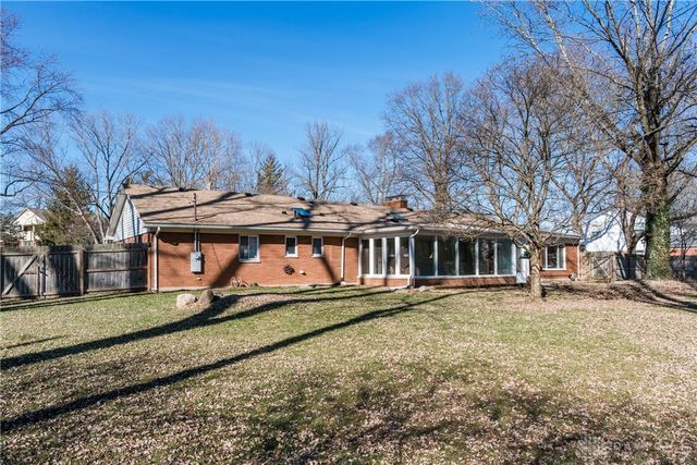 5806 Folkestone Drive, Dayton, OH 45459