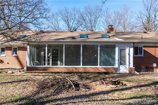 5806 Folkestone Drive, Dayton, OH 45459