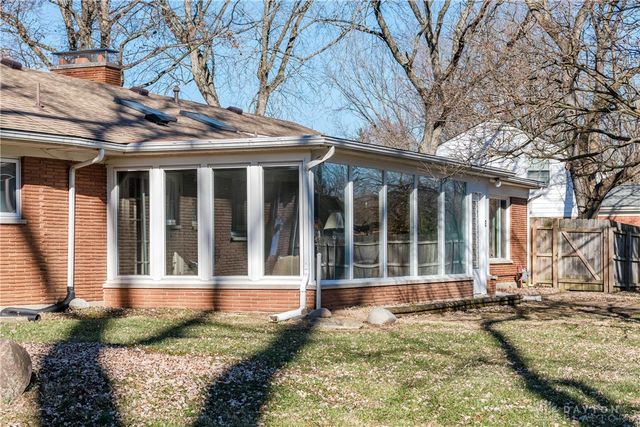 5806 Folkestone Drive, Dayton, OH 45459