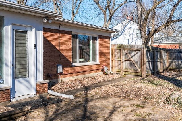 5806 Folkestone Drive, Dayton, OH 45459