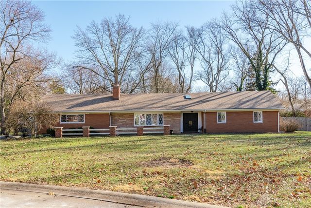 5806 Folkestone Drive, Dayton, OH 45459