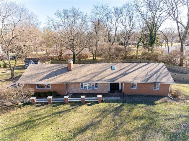 5806 Folkestone Drive, Dayton, OH 45459