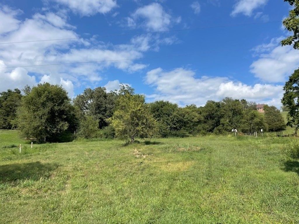 1 Riddle Rd, Shelbyville, TN 37160
