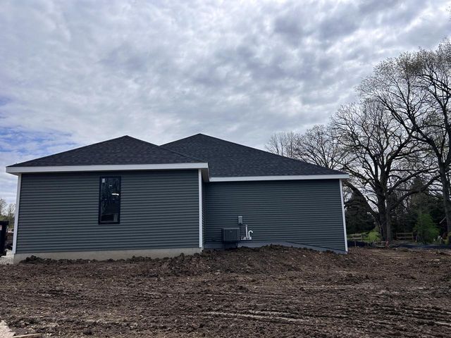 1733 Palmer COURT, Hartford, WI 53027