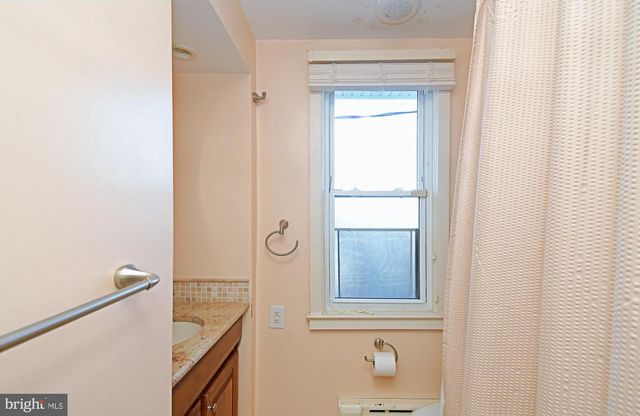 621 N FORREST, Norristown, PA 19403