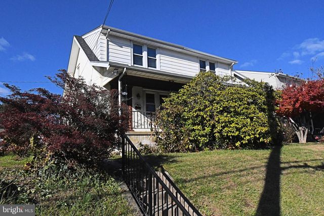 621 N FORREST, Norristown, PA 19403