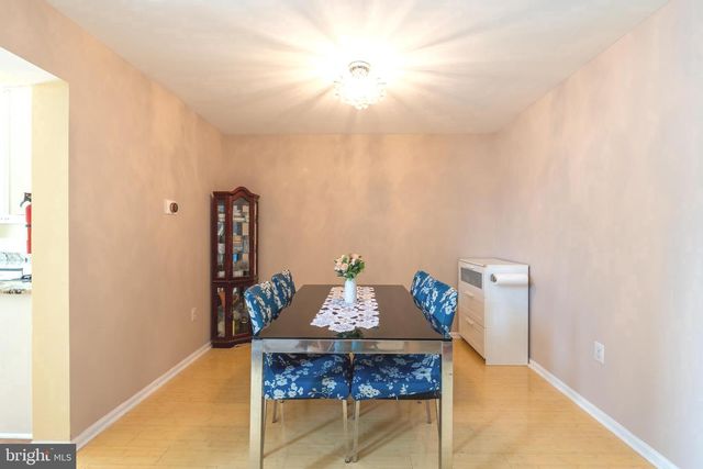 112 TREYMORE CT, Pennington, NJ 08534