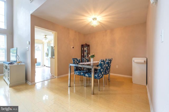 112 TREYMORE CT, Pennington, NJ 08534