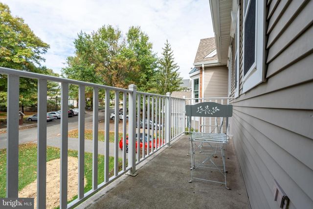 112 TREYMORE CT, Pennington, NJ 08534