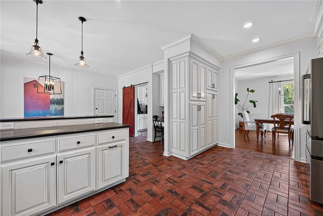 999 Sunbridge Lane, Rogers, AR 72758