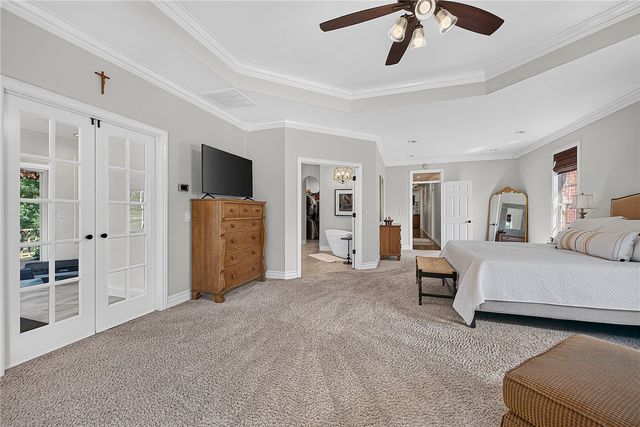999 Sunbridge Lane, Rogers, AR 72758