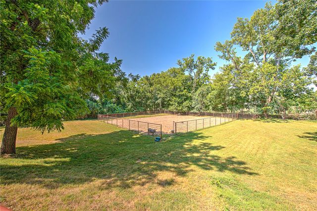 999 Sunbridge Lane, Rogers, AR 72758