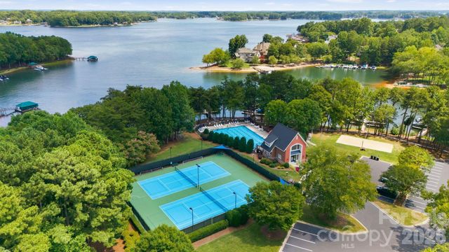 7755 Chapel Creek Drive, Denver, NC 28037