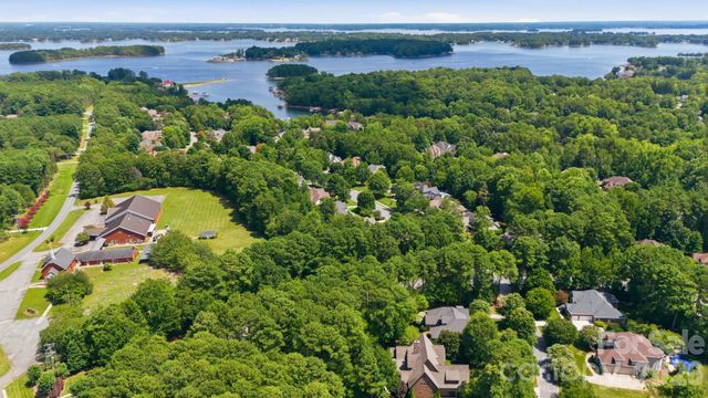 7755 Chapel Creek Drive, Denver, NC 28037