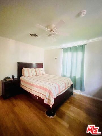 10704 Oro Vista Avenue, Sunland (los Angeles), CA 91040