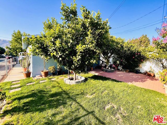 10704 Oro Vista Avenue, Sunland (los Angeles), CA 91040