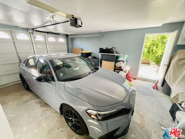 10704 Oro Vista Avenue, Sunland (los Angeles), CA 91040