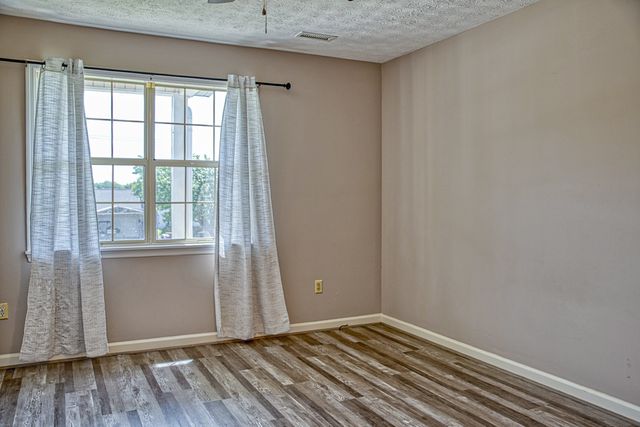 2292 Plunk Whitson Rd, Cookeville, TN 38501