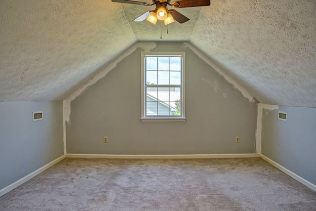 2292 Plunk Whitson Rd, Cookeville, TN 38501