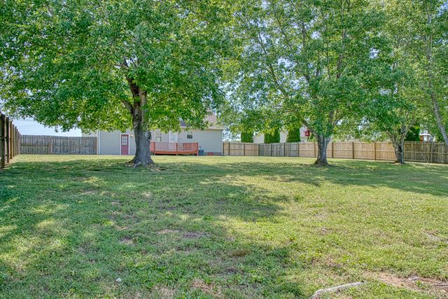 2292 Plunk Whitson Rd, Cookeville, TN 38501