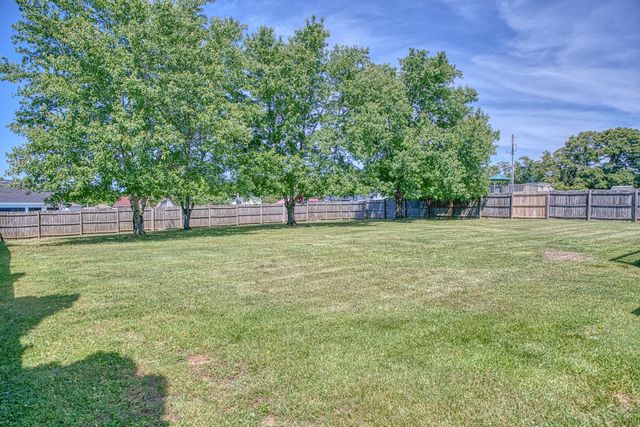 2292 Plunk Whitson Rd, Cookeville, TN 38501