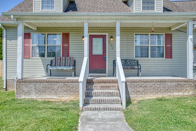 2292 Plunk Whitson Rd, Cookeville, TN 38501