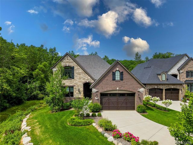 11701 Tuscany Court, Plymouth, MI 48170