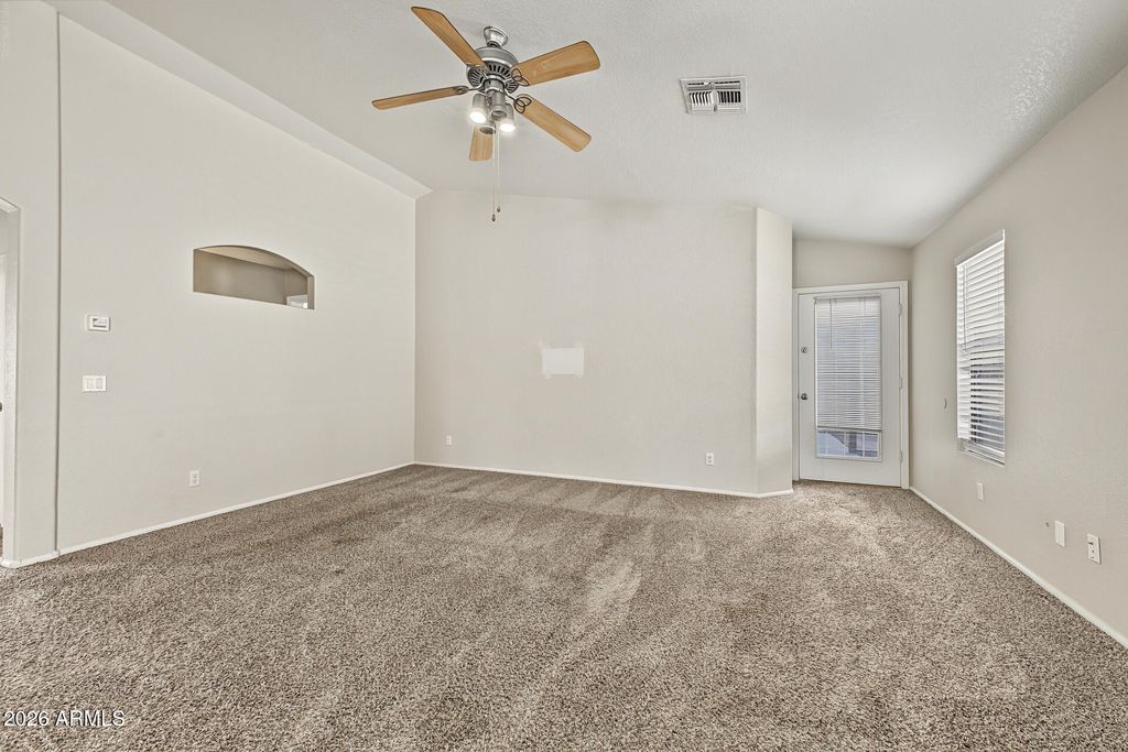 1330 E VERNOA Street, San Tan Valley, AZ 85140 — photo 5