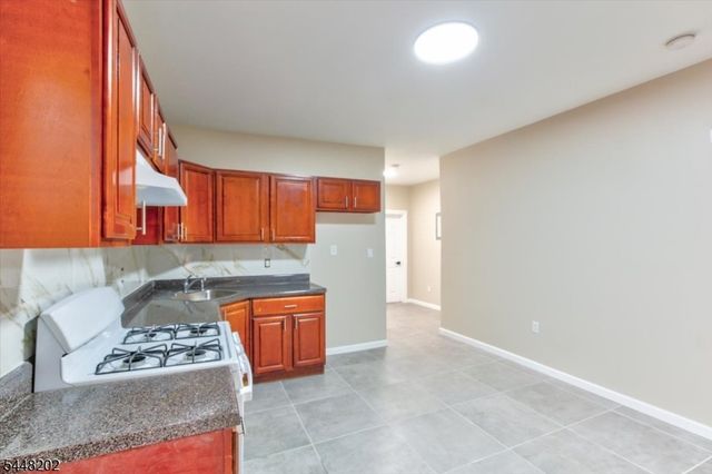 111 Huntington Ter, Newark City, NJ 07112