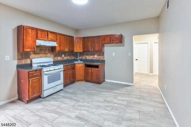 111 Huntington Ter, Newark City, NJ 07112
