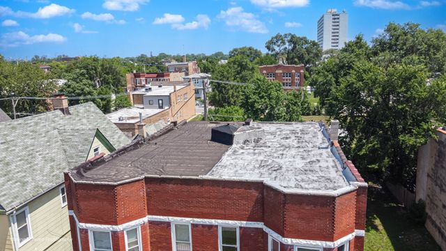 7043 S Yale Avenue, Chicago, IL 60621