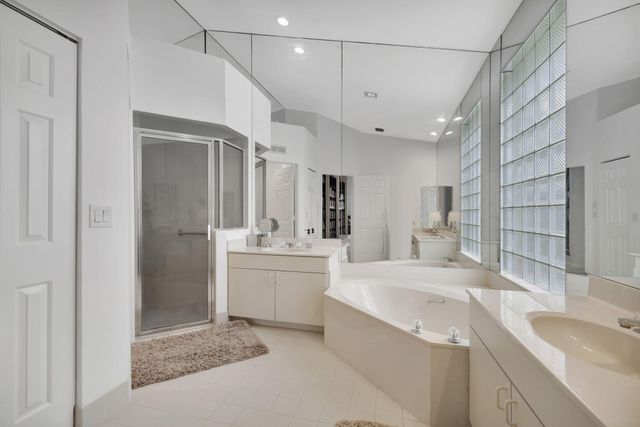 11922 Fountainside Circle, Boynton Beach, FL 33437