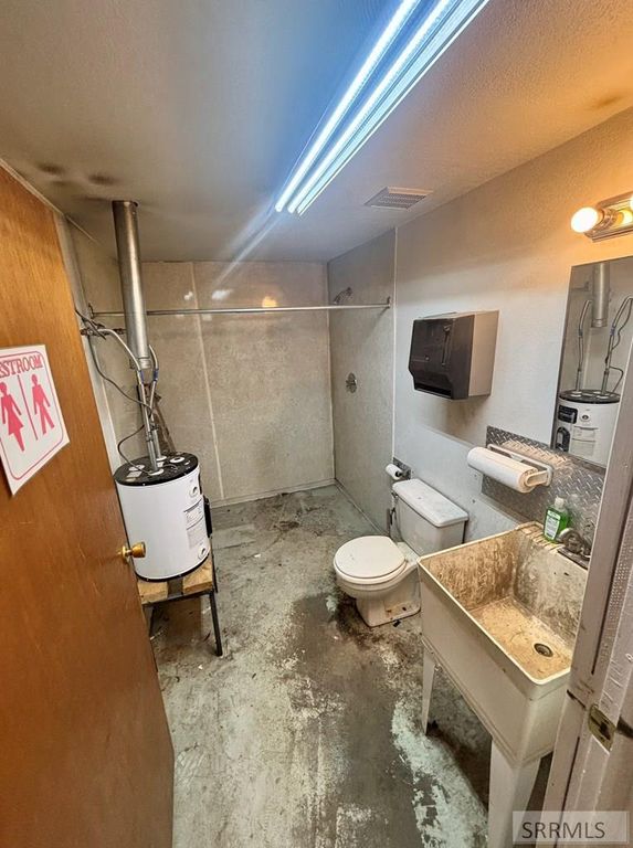 Image 17 of property listing at 2005 Main Street, Salmon, ID 83467