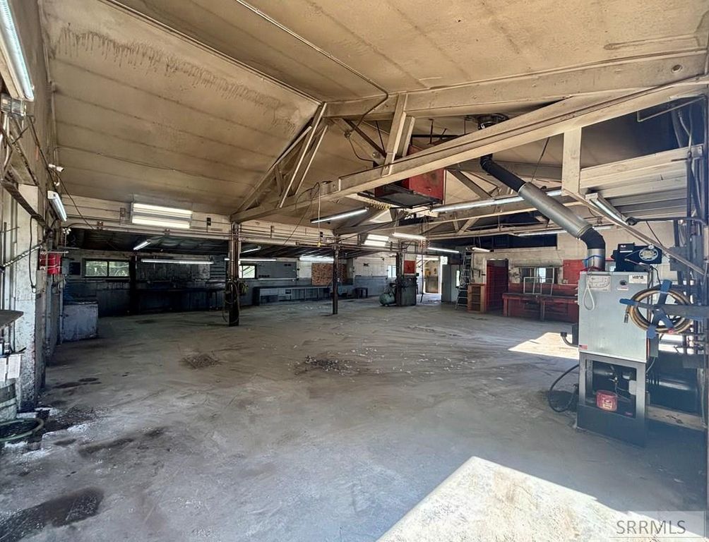 Image 19 of property listing at 2005 Main Street, Salmon, ID 83467