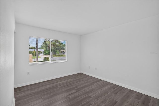 1575 GREENLEA DRIVE 9, Clearwater, FL 33755