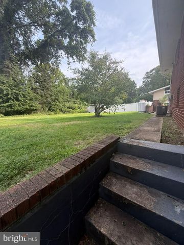 8111 FORT FOOTE RD, Fort Washington, MD 20744