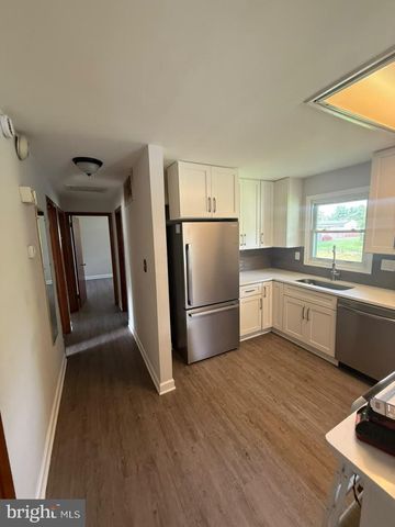 8111 FORT FOOTE RD, Fort Washington, MD 20744