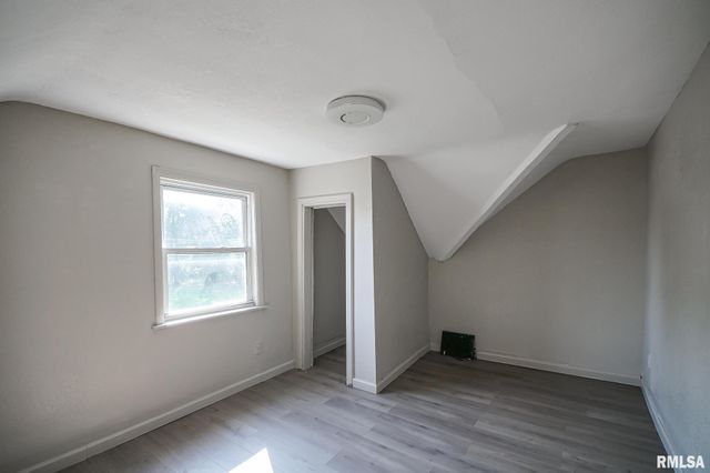 1601 NE JEFFERSON Avenue, Peoria, IL 61603
