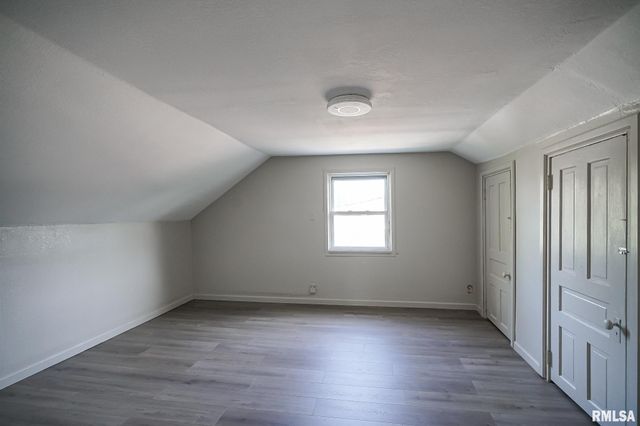 1601 NE JEFFERSON Avenue, Peoria, IL 61603