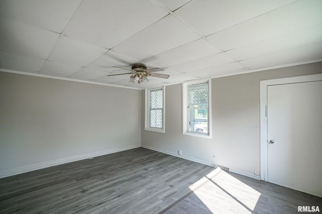 1601 NE JEFFERSON Avenue, Peoria, IL 61603