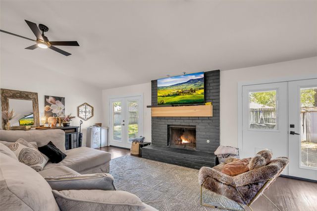 17015 Jane Lynn Lane, Houston, TX 77070