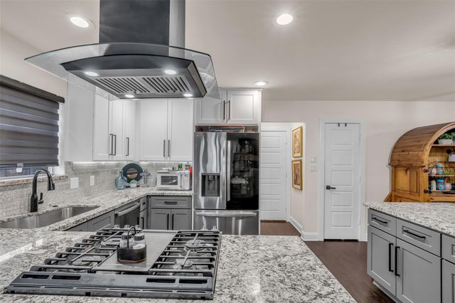 17015 Jane Lynn Lane, Houston, TX 77070