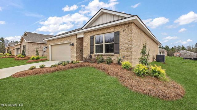 5015 Fox Glen Drive, Jackson, MS 39212