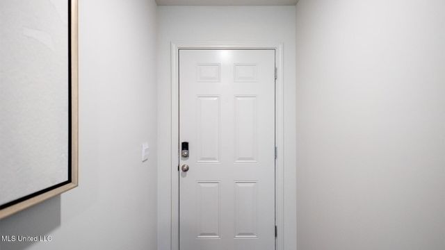 5015 Fox Glen Drive, Jackson, MS 39212