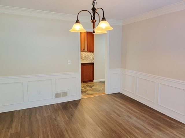 8541 Birch Hollow Drive, Roswell, GA 30076