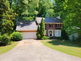 8541 Birch Hollow Drive, Roswell, GA 30076